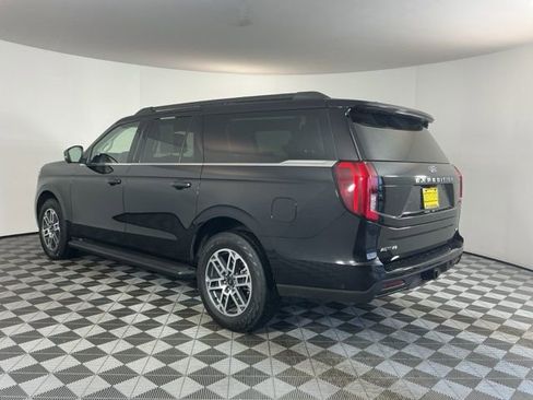 Certified 2025 Ford Expedition Max Active AWD/4WD image 6