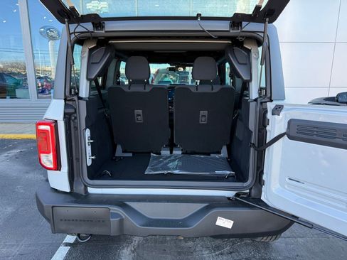 New 2026 Ford Bronco Base image 37