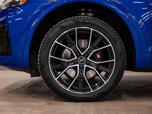 Used 2022 Audi SQ5 Prestige w/ Prestige Package image 22