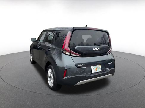 Used 2025 Kia Soul LX w/ LX Technology Package image 11
