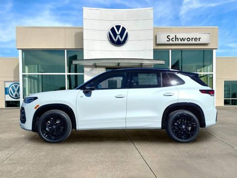 New 2026 Volkswagen Tiguan SE R-Line image 1