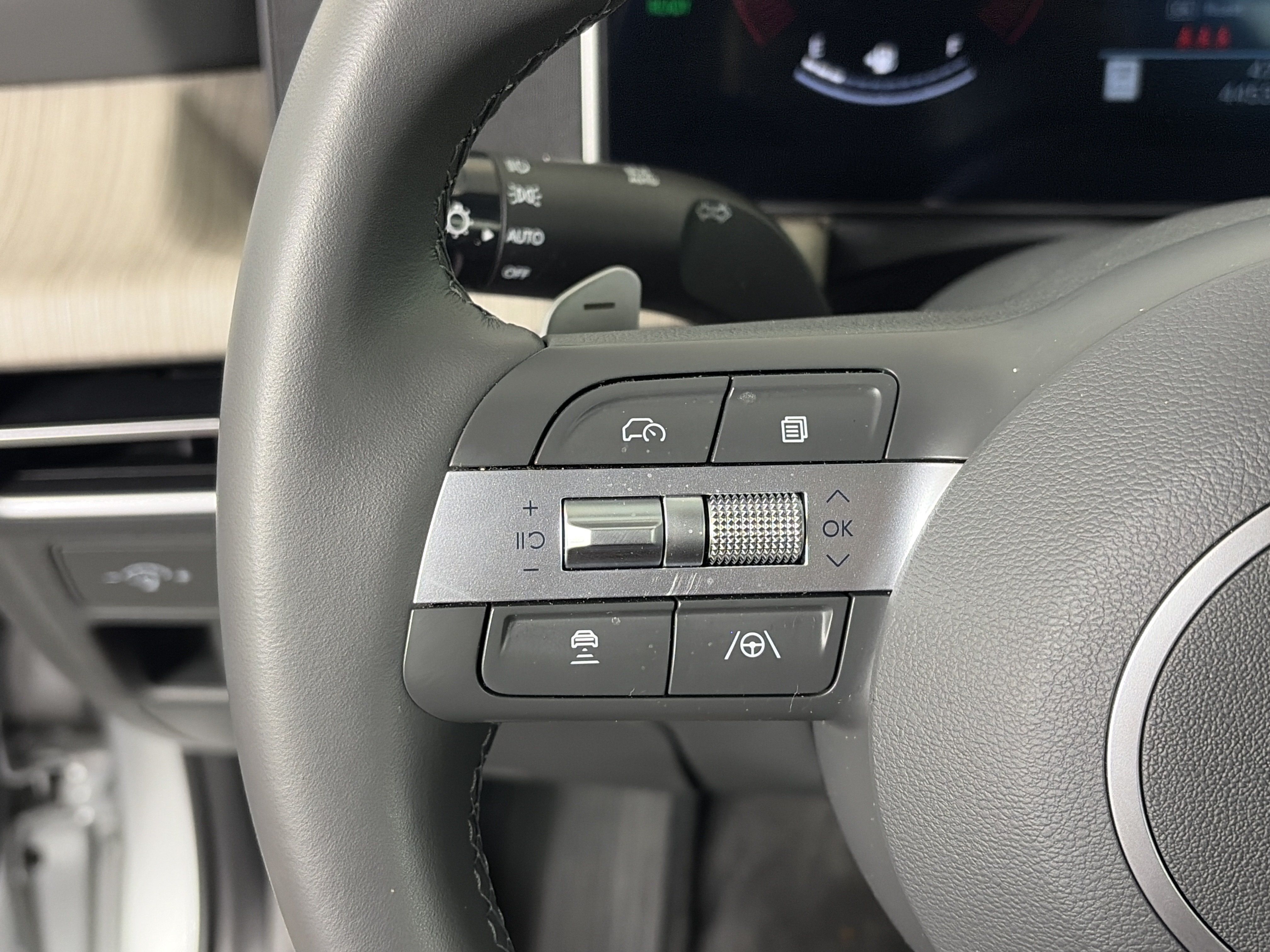 New 2025 Hyundai Sonata SEL FWD image 28