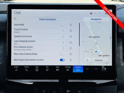 Used 2023 Ford Expedition Limited image 9