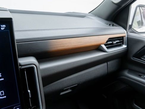 Used 2025 GMC Yukon Denali image 29