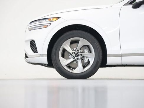 New 2026 Genesis GV70 2.5T AWD/4WD image 9