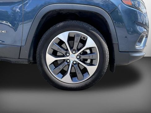 Certified 2022 Jeep Cherokee Limited w/ Elite Package AWD/4WD image 35