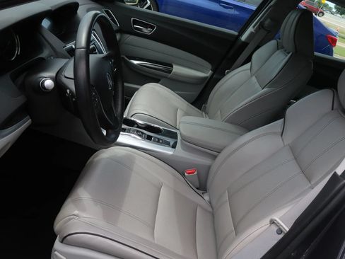 Used 2018 Acura TLX V6 w/ Technology Package FWD image 17