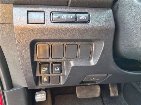 Used 2022 Nissan Frontier S AWD/4WD image 12