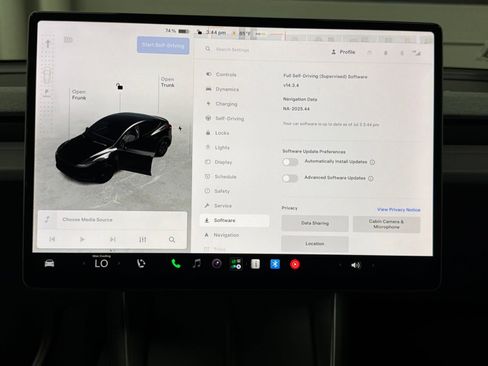 Used 2026 Tesla Model Y AWD image 24