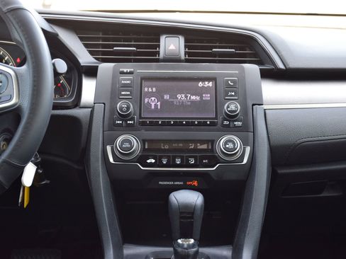 Used 2017 Honda Civic LX image 9