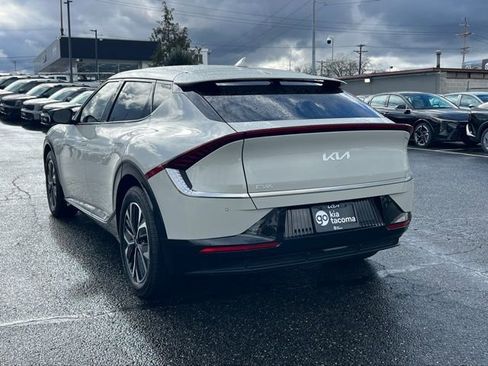 Certified 2024 Kia EV6 Wind image 9