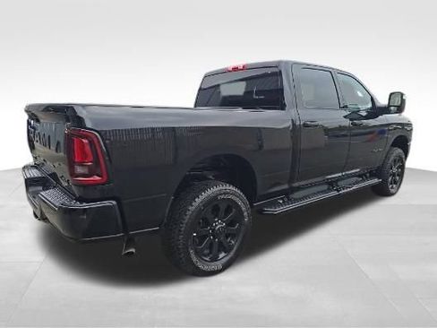 Used 2025 RAM 2500 Big Horn AWD/4WD image 2