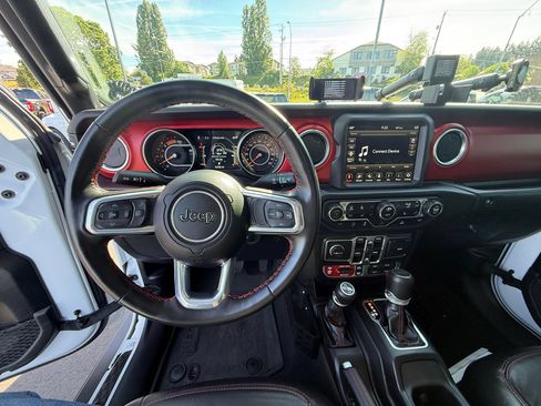 Used 2023 Jeep Gladiator Rubicon w/ Cold Weather Group AWD/4WD image 10