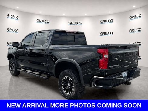 Used 2024 Chevrolet Silverado 1500 ZR2 AWD/4WD image 5