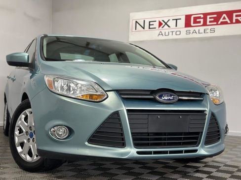 Used 2012 Ford Focus SE FWD image 3