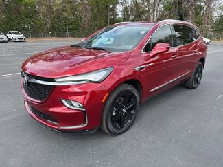 Used 2024 Buick Enclave Essence w/ Sport Touring Edition video 1