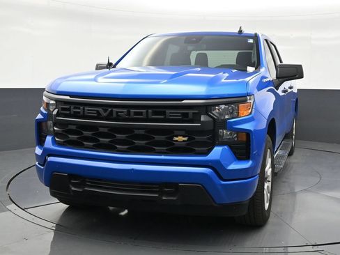 Used 2025 Chevrolet Silverado 1500 Custom RWD image 8