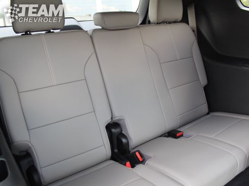 Certified 2024 GMC Acadia Elevation FWD image 26