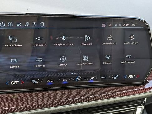 New 2026 Chevrolet Traverse Z71 w/ Enhanced Driving Package AWD/4WD image 23