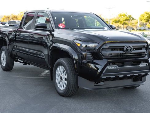 New 2026 Toyota Tacoma SR5 RWD image 3