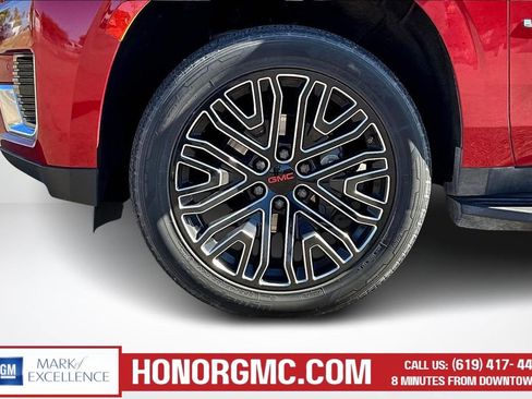 Used 2022 GMC Yukon SLE w/ Gmc Pro Safety Plus Package image 33