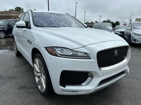 Used 2019 Jaguar F-PACE S image 28