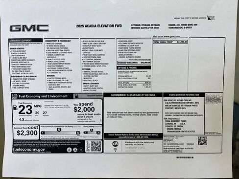 Used 2025 GMC Acadia Elevation image 10