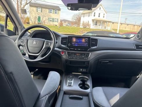 Used 2023 Honda Ridgeline RTL-E image 44