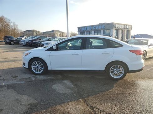 Used 2018 Ford Focus SE image 7