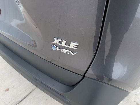 Used 2025 Toyota RAV4 XLE image 23