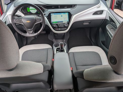 Used 2020 Chevrolet Bolt LT FWD image 22