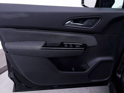 Used 2024 Honda Prologue EX image 15