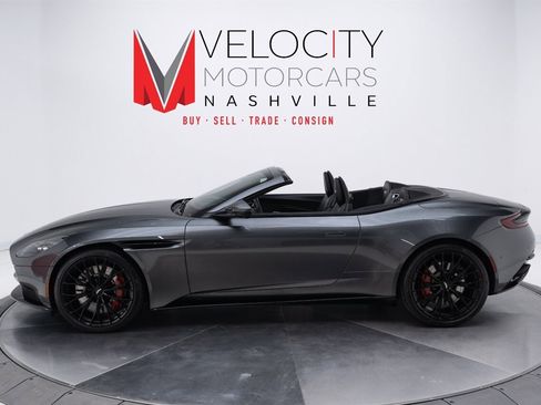 Used 2019 Aston Martin DB11 Volante image 17