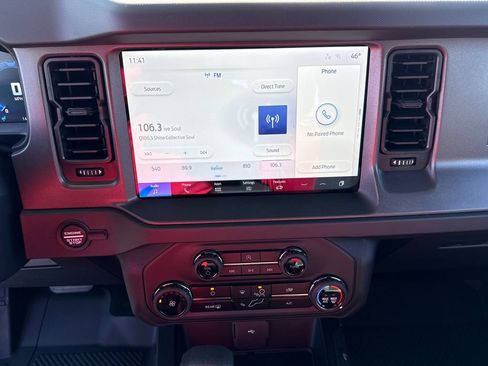 New 2025 Ford Bronco 2-Door w/ Sasquatch Package AWD/4WD image 24