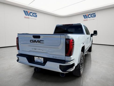 Used 2026 GMC Sierra 2500 Denali Ultimate w/ Max Trailering Package AWD/4WD image 4