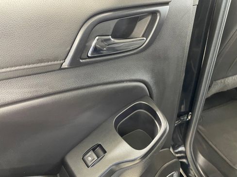 Used 2019 Chevrolet Tahoe LT image 18