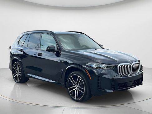 New 2026 BMW X5 sDrive40i w/ M Sport Package RWD image 3