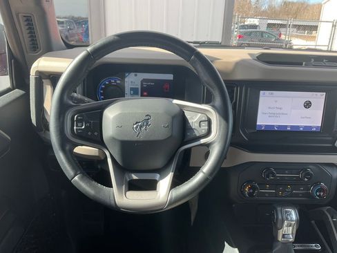 Used 2021 Ford Bronco Big Bend image 4