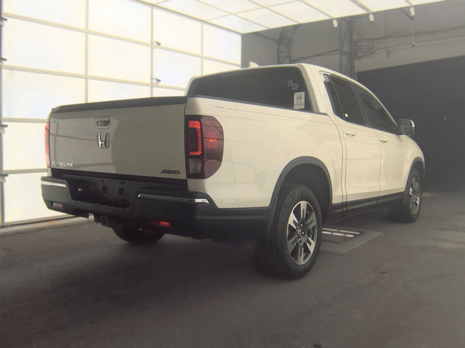 Used 2019 Honda Ridgeline RTL-T image 3