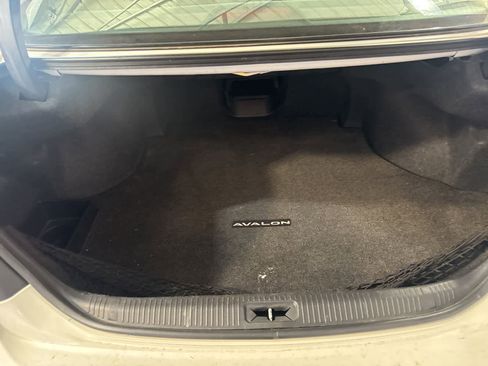 Used 2011 Toyota Avalon Limited FWD image 12
