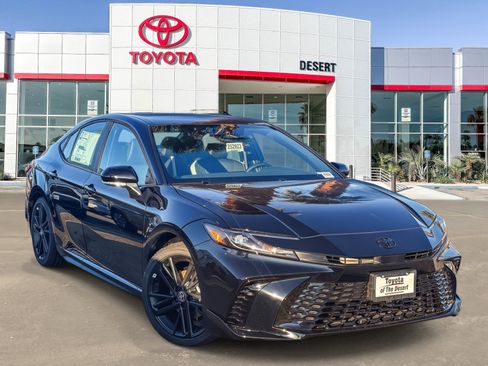 New 2026 Toyota Camry Hybrid FWD image 1