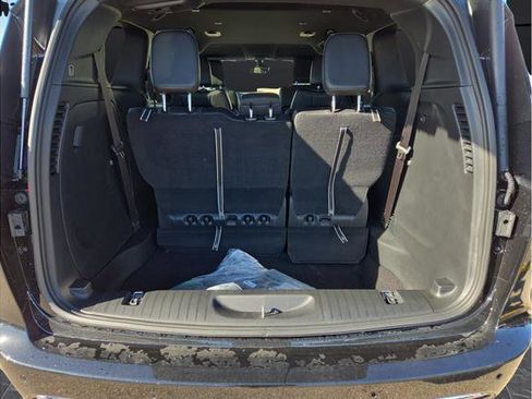 New 2026 Chrysler Pacifica Select image 13