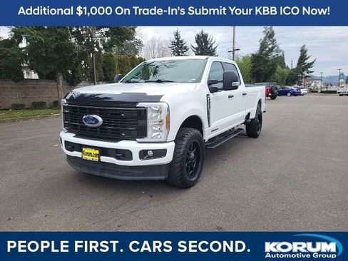 Used 2024 Ford F350 XLT image 1