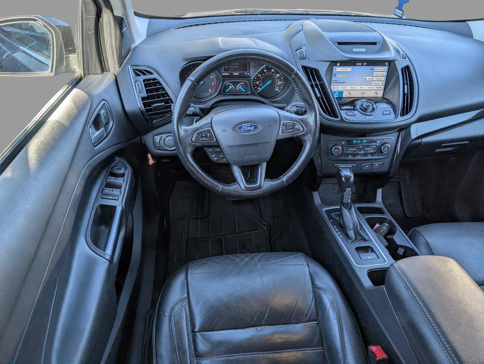 Used 2017 Ford Escape Titanium AWD/4WD image 31