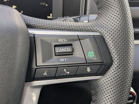 Used 2025 Mitsubishi Outlander SEL FWD image 28