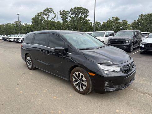 Used 2026 Honda Odyssey EX-L image 4