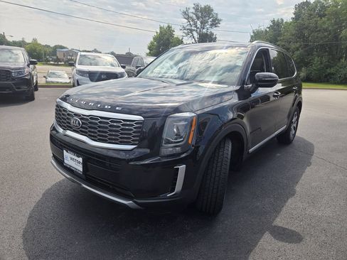 Used 2020 Kia Telluride EX AWD/4WD image 3