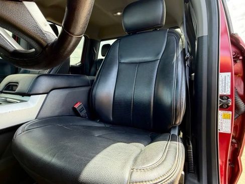 Used 2019 Ford F150 Lariat w/ Equipment Group 502A Luxury AWD/4WD image 7