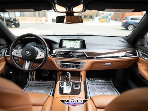 Used 2022 BMW 750i xDrive xDrive M SPORT LINE w/ Executive Package image 14