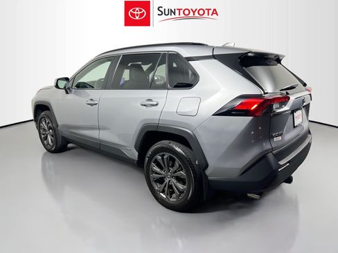 Used 2025 Toyota RAV4 XLE Premium w/ Weather Package AWD/4WD image 6